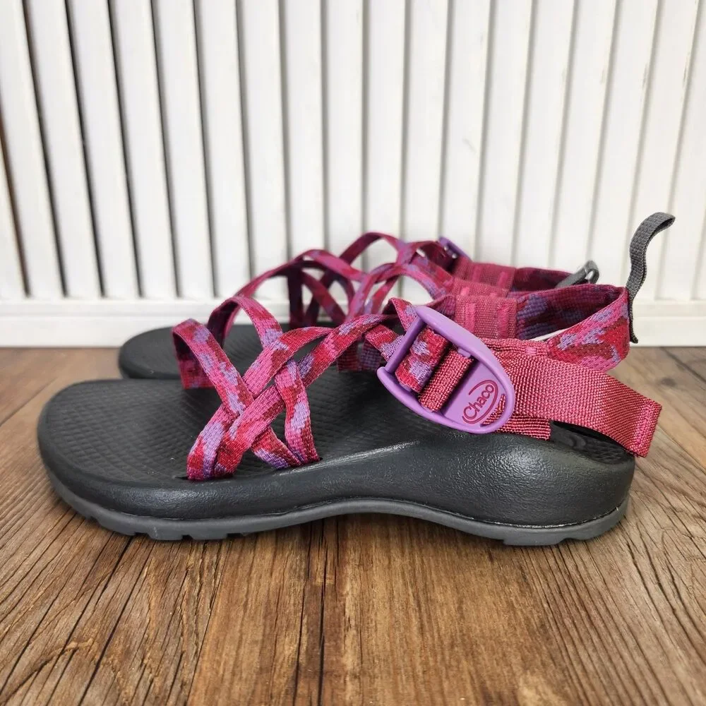 Chaco ZX/1 Ecotread Kids 2 M Sweeping Fuchsia Pink Hiking Beach Strappy Sandals
